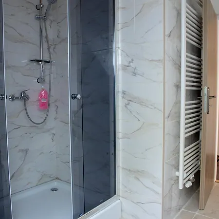 Zlate Slunce, 150m2, Az 12 Osob 公寓