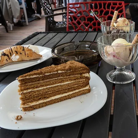 Zlate Slunce, 150m2, Az 12 Osob 公寓